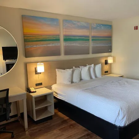 Days Inn & Suites By Wyndham Navarre - Near Beaches Hurlburt-3