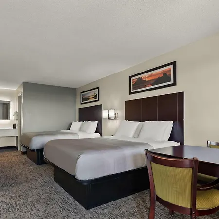 Quality Inn & Suites Dublin-2