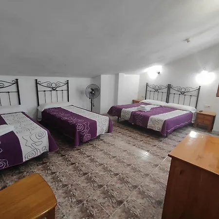 Hostal La Alberca-2
