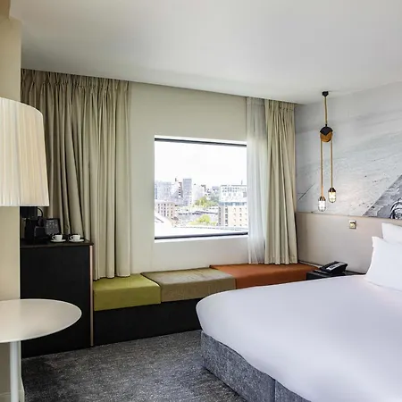 Pullman Liverpool-2
