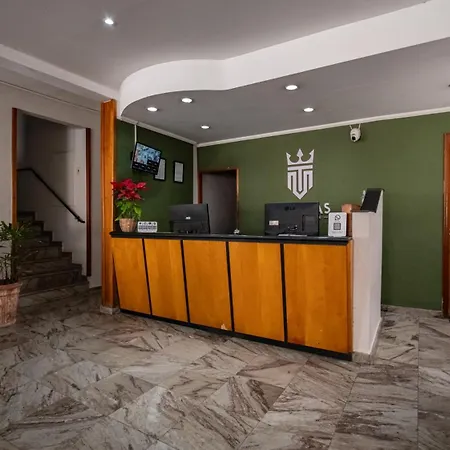 Hotel Thermas da Mantiqueira - Poços de Caldas - De frente para a Praça Central e Relógio Floral-3