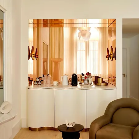 Delano London-3