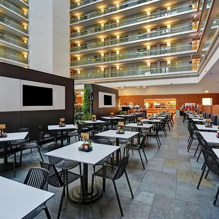 Embassy Suites By Hilton Chicago Downtown Magnificent Mile-3