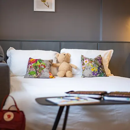 The Goodenough Hotel London-3