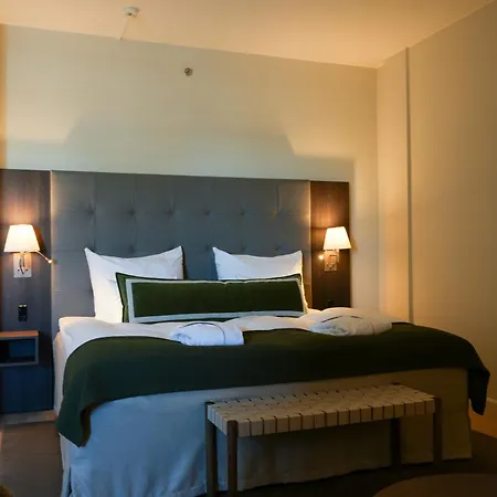 Clarion Hotel Post-3