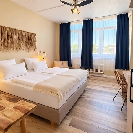Aqua Hotel-2