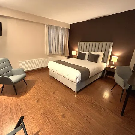 Escale Hotel-2