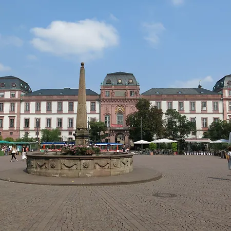 Holiday Inn Express - Darmstadt By Ihg-3