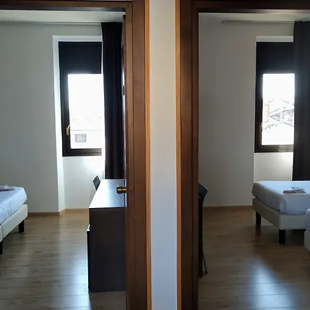 Nuovo Hotel Italia-3