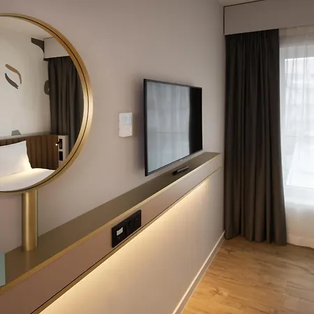 Adagio Access Brussels Delta-3