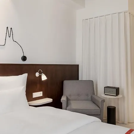 Ruby Ella Hotel Cologne By Ihg-3