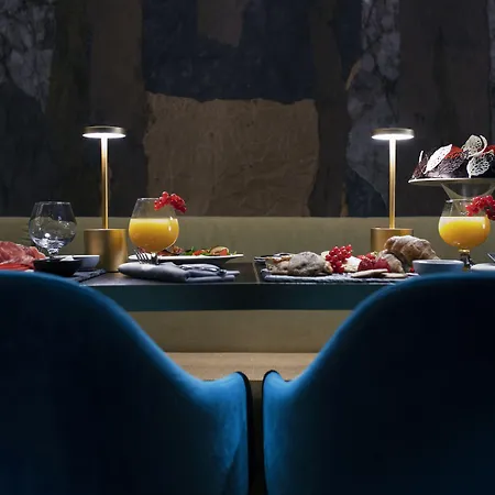 Hotel 87 Eighty-Seven - Maison D'Art Collection-3