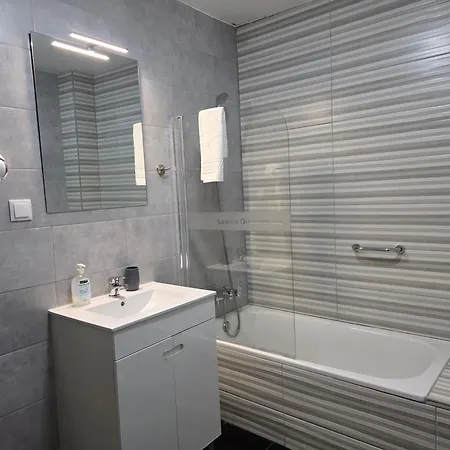 Leevin Stay Guesthouse-2
