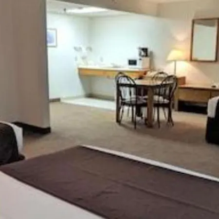 Americas Best Value Inn Torrington-3