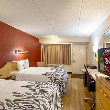 Red Roof Inn Akron-3