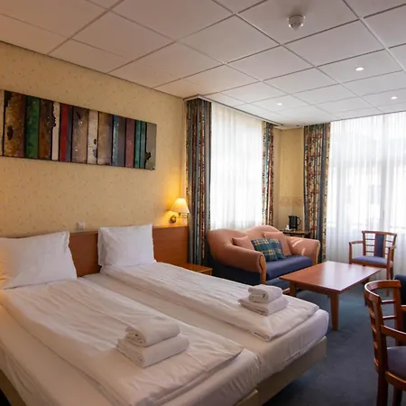 Grand Hotel Monopole-2