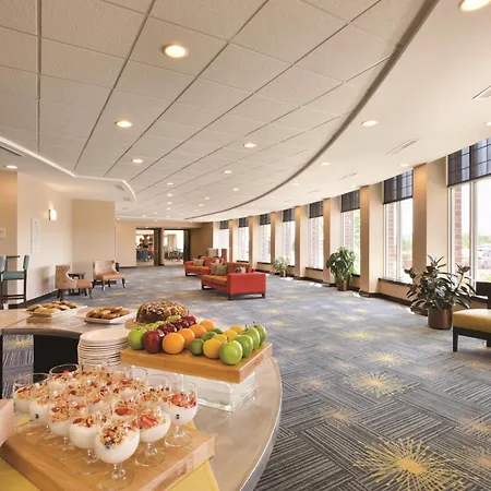 Hilton Garden Inn Fargo-3