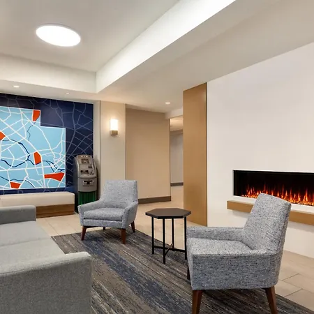 Holiday Inn Express Airport East By Ihg-3
