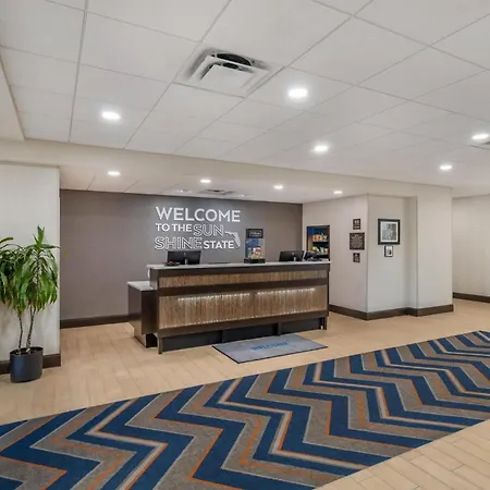 Hampton Inn & Suites - Ocala-3