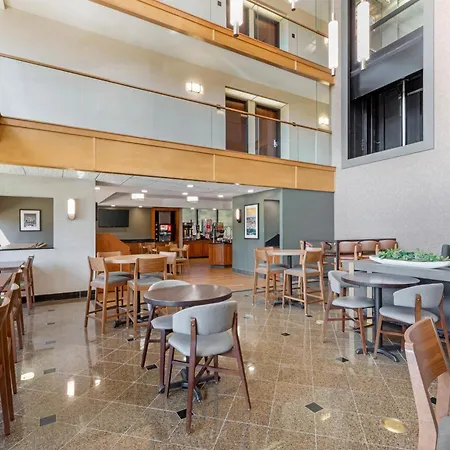 Drury Inn & Suites Birmingham Grandview-3