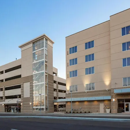 Doubletree By Hilton Evansville-3