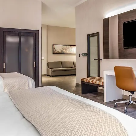 Cambria Hotel Chicago Loop - Theatre District-2