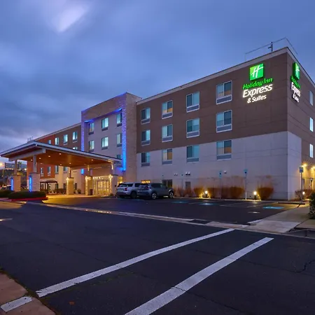 Holiday Inn Express & Suites - Medford By Ihg-3
