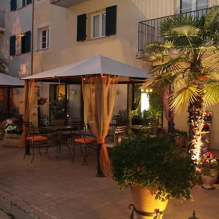 Hotel Le Village Provencal-3