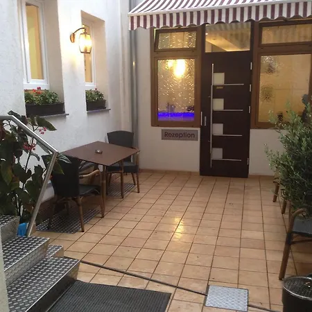 Hotel Rest Inn-3