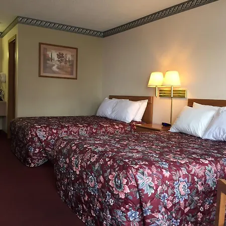Twelve Oaks Inn-2