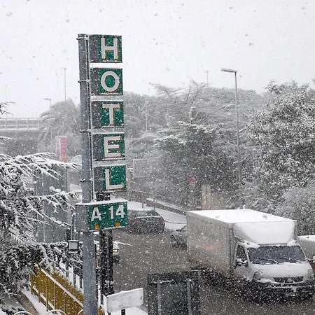 Hotel A-14-3