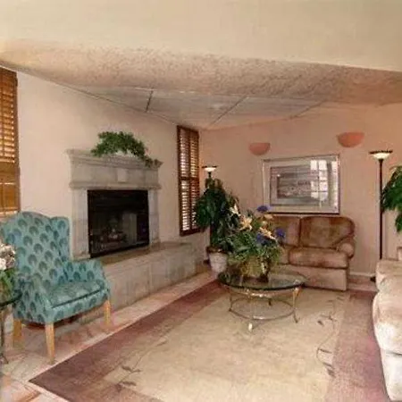 Clarion Suites Yuma-2