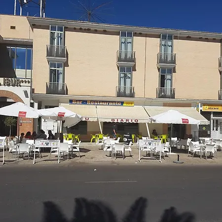 Hotel Isur Llerena-2