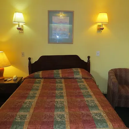 Cottonwood Inn-3