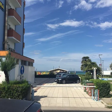Hotel Marina-3