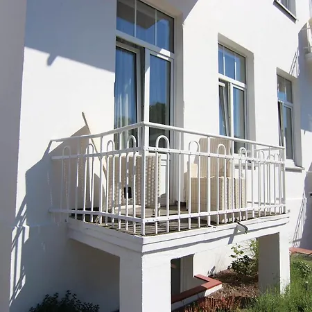 Hotel Villa WellenRausch by UniqStay-2