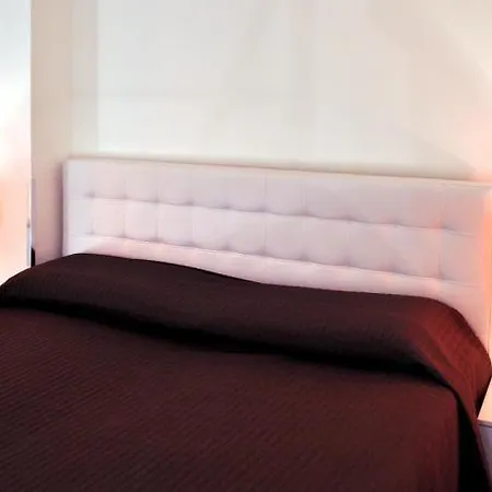 Bb Hotels Aparthotel Bocconi-2