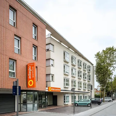 Aparthotel Adagio Access Paris Clamart-3