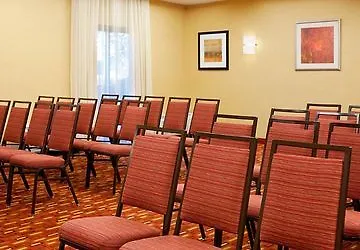 Courtyard By Marriott-3