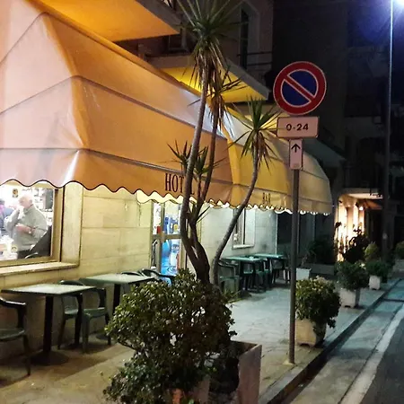 Hotel Fortuna-3
