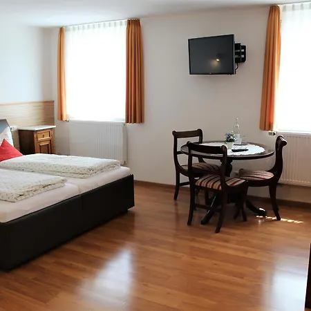 Gästehaus Pfefferle Hotel garni und Ferienwohnungen-3
