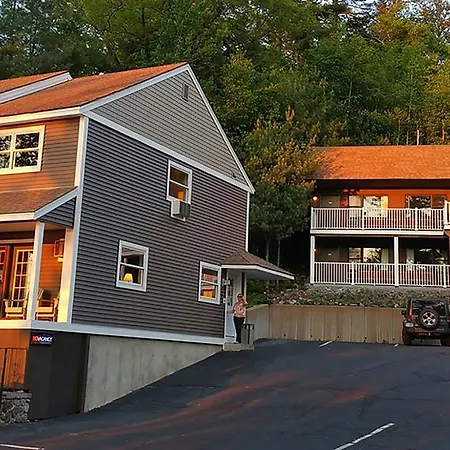Birch Knoll Motel-2
