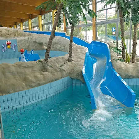 Hotel Aquapark Zusterna-3