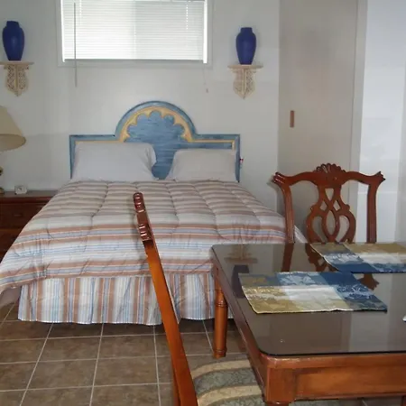 Ocean Avenue Inn-2