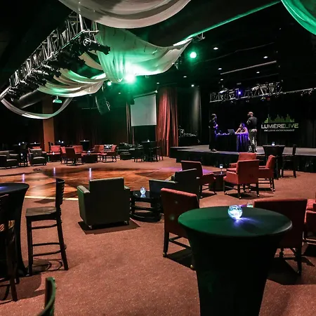 Hotelumiere Suites And Casino-2