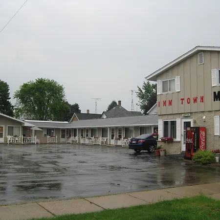 Inn Town Motel-3