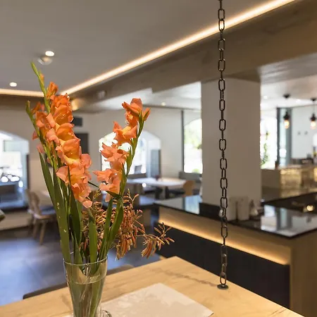 Zur Bruecke Apartments Und Zimmer Suedtirol Guest Pass Inklusive-2