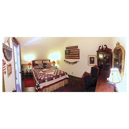 Main Street Bed & Breakfast-2