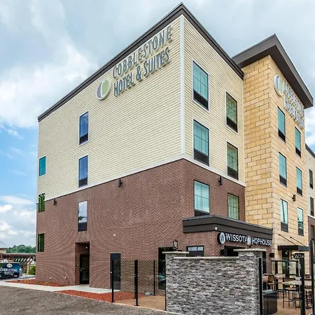 Cobblestone Hotel & Suites Hartford-2