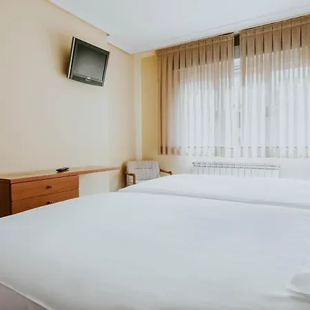 Hotel Isasa-2